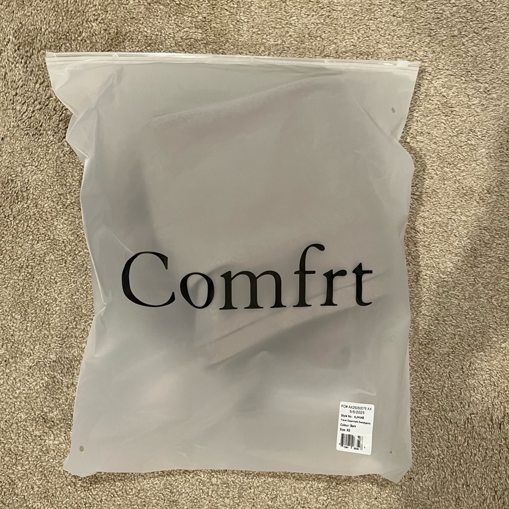 Comfrt Women's Bark Travel Essentials Joggers Unisex XS
